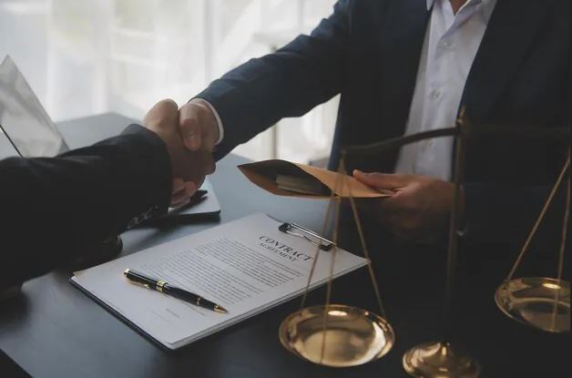 İzmir Şirket Avukatı